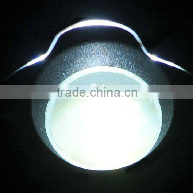 Handy Aluminum Ultra Bright Telescopic LED Flashlight Camping Lamp Torch