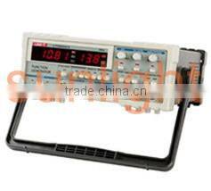 Function Generator, 0.5Hz-5MHz, UTG9005C
