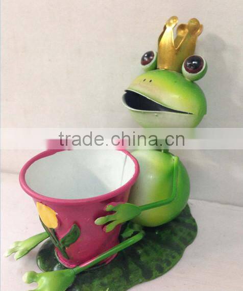 garden decoration sitting frog metal frog garden art metal garden decoration gerden decor stakes metal frog with frlower pot