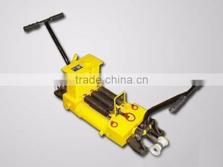 400KN interstices adjuster for rails