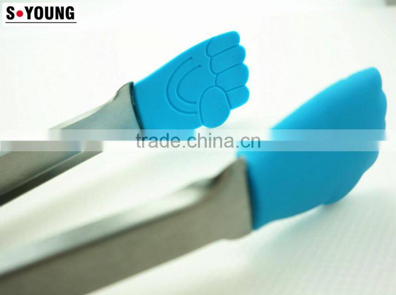 14026 Hand Shape Silicone Kitchen and Barbecue Grill Tongs Cooking Stainless Steel Handle Food Tong