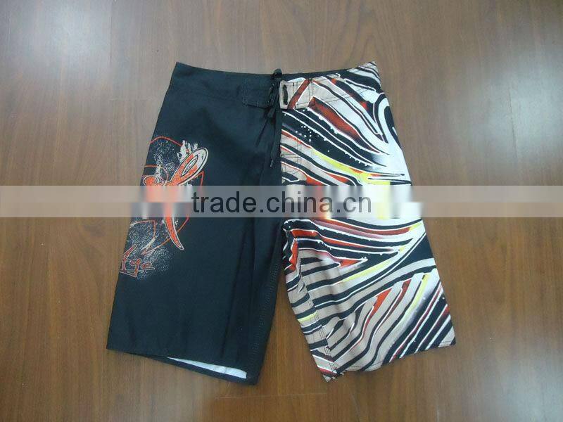 MENS PRINTED SHORT V134