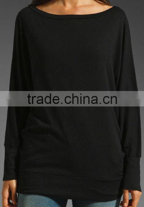 off shoulder loose t-shirt