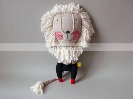 lovely hand-sewn lion plush toys. sew. stuffed animal.Cute DIY lion