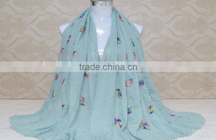 New Style Korea Lady Fashion Cotton 3D Colorful Leaf Embroidery Viscose Shawl