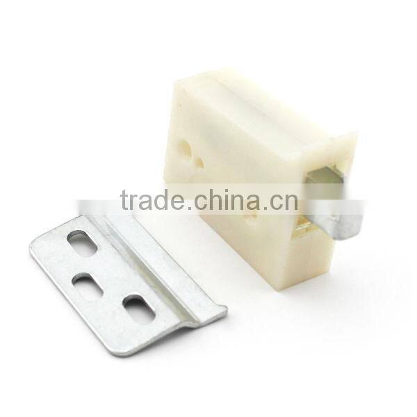 Kitchen drawer hangers