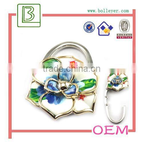 Wedding favor gift hanger hook