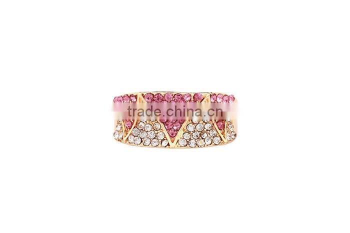 Zinc alloy pink white rhinestone full jewelled latest molded rose gold finger ring