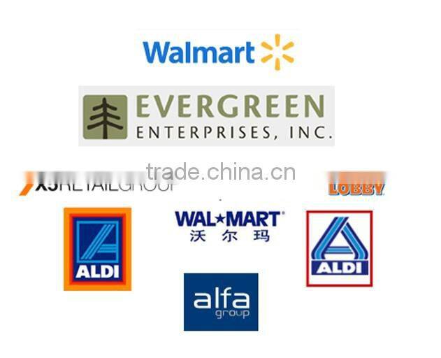 Kinsheng Hot Selling Polyresin Decorative Christmas Tree Glass Bottles