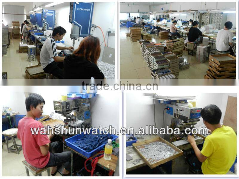 Fashion silicone band alloy promotion wristwatch stainless steel back cover