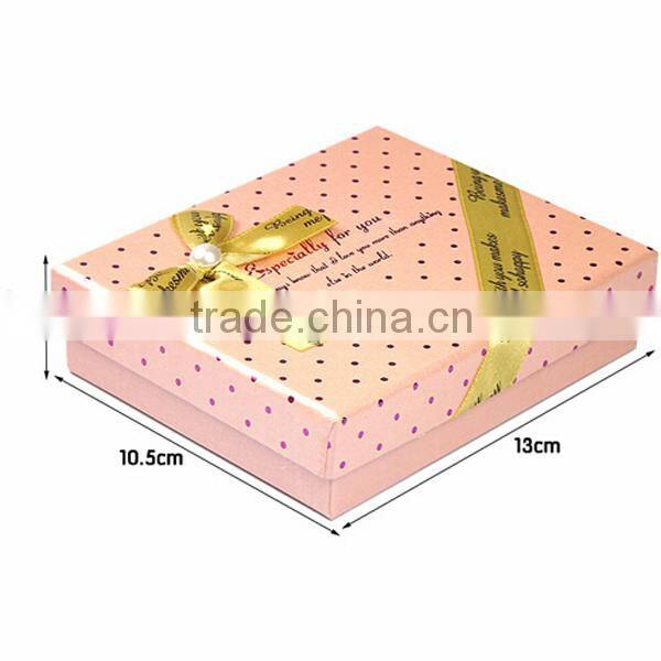 Adorable Wallet Scarf Paper Gift Box