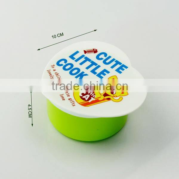 kids plastic lunch box