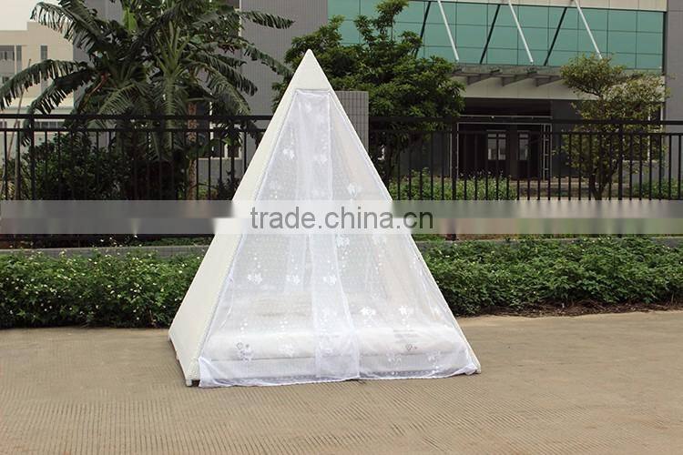 Leisure Garden Furniture Rattan Canopy Quadrate Sunbed