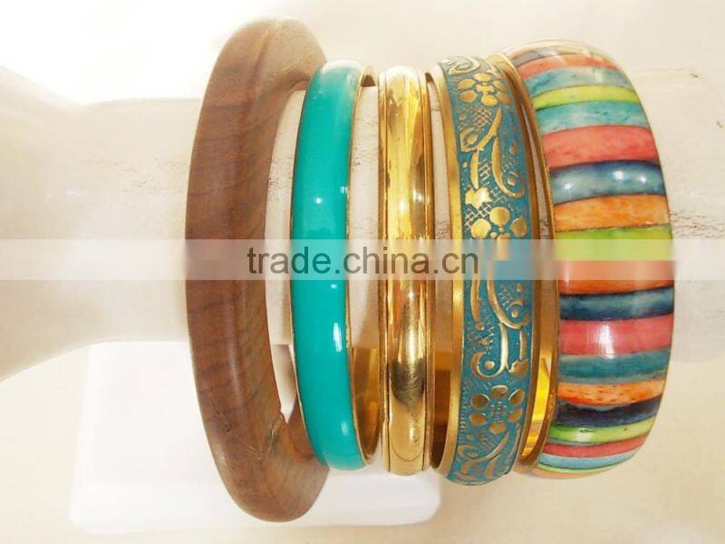 golden metal bangles