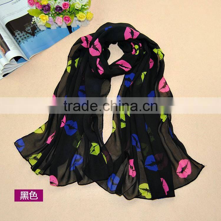 2017 2018 hot selling fashionable lightweight women spring summer lip printed scarf