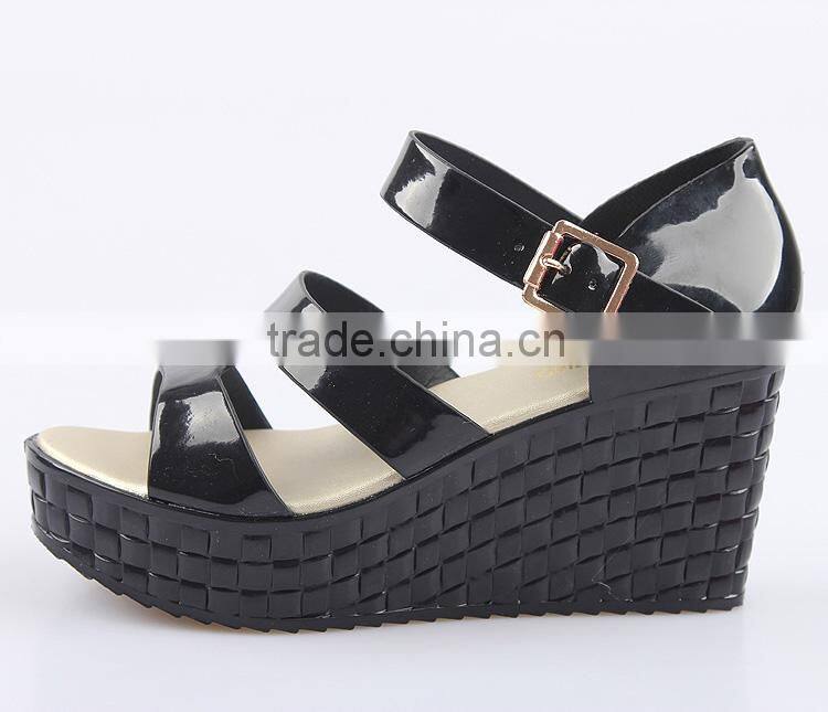 Newest design 2016 summer pvc upper jelly sandals dress shoes orange sandals from Chictrend melissa sandals