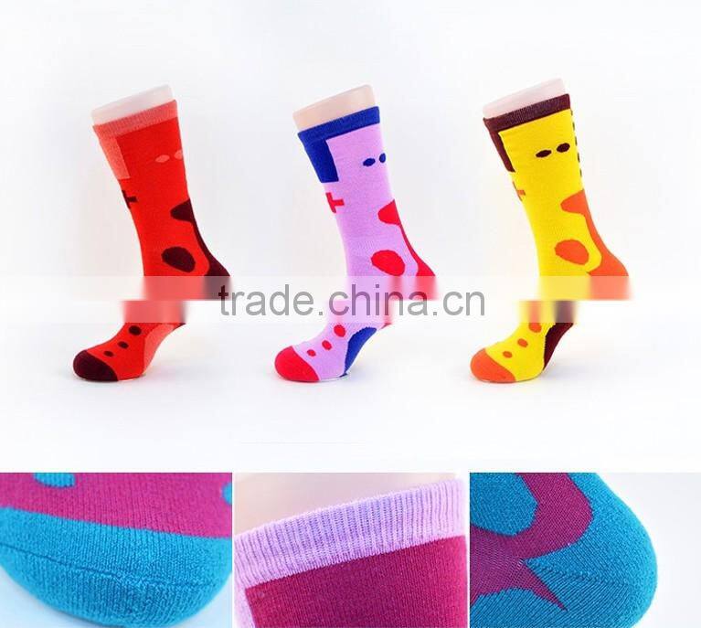 wholesale factory coloured padding merino wool socks