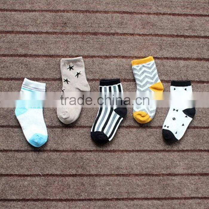2015 fashion design socks cost-effective baby cute boy tube socks