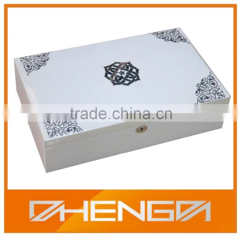 HOT SALE Factory Price custom made-in-china black piano lacquer wood presentation boxes (ZDS-SJF018)