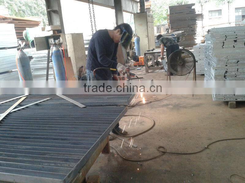 serrated non-slip galnanized steel grating 20years professional manufacturer
