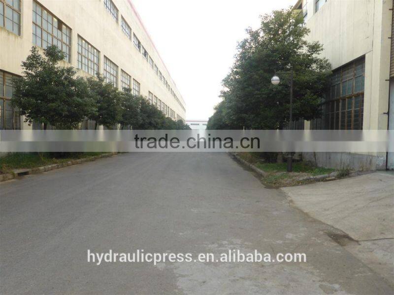 2015 High Quality Powder Compacting Machine