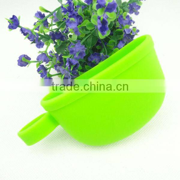 factory price FDA silicone ear shape mitt