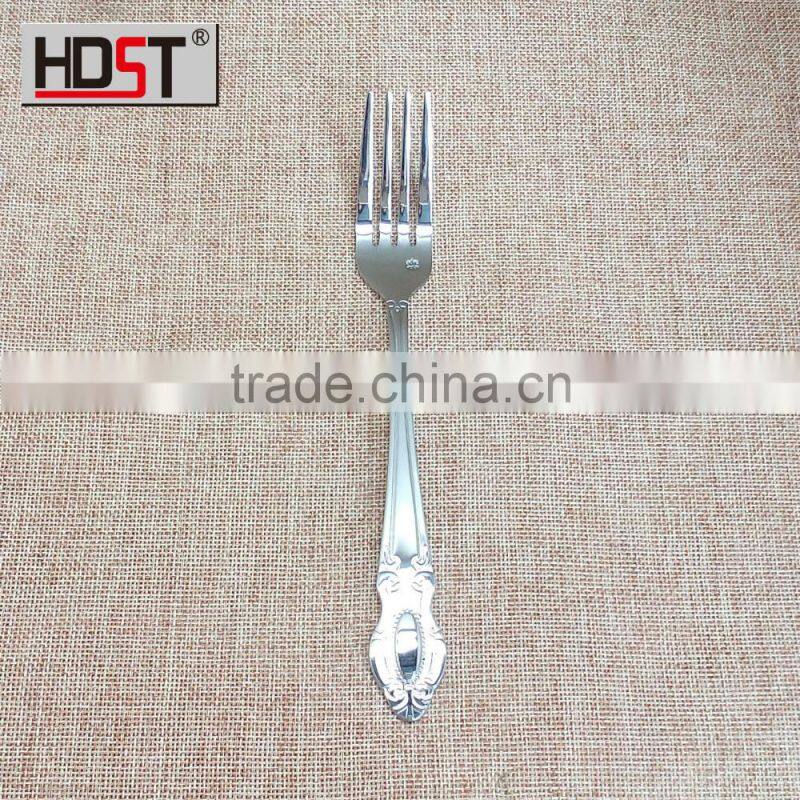 2016 years alibaba Hot selling Delicate wooden boxes 24pcs stainless cutlery set