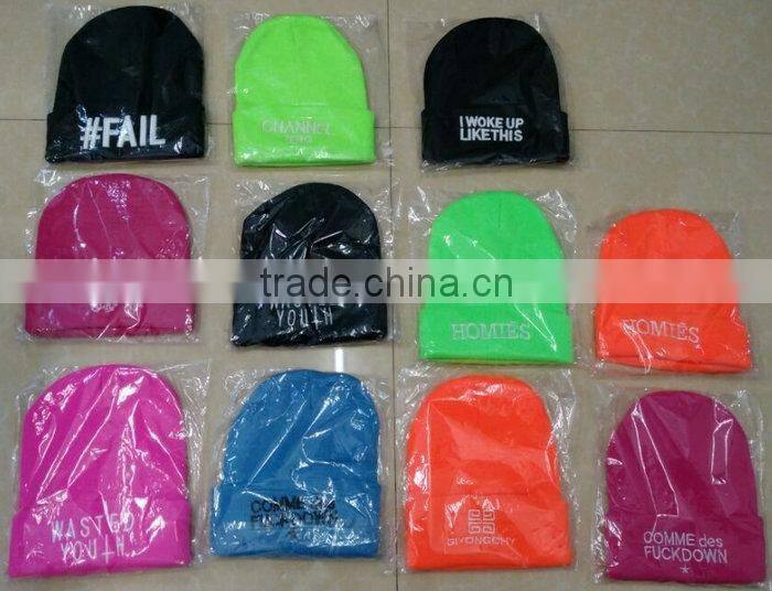Various Colours 100% Acrylic Knitted Beanie Hat Made In China