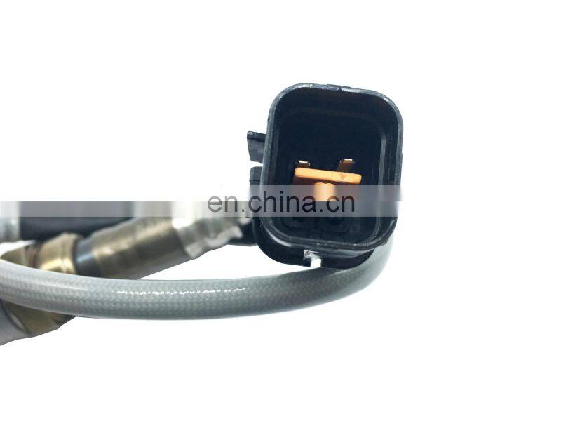 Oxygen Sensor OEM MR507848