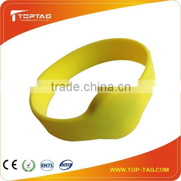 2014 whole sales printable NFC waterproof silicone RFID wristband