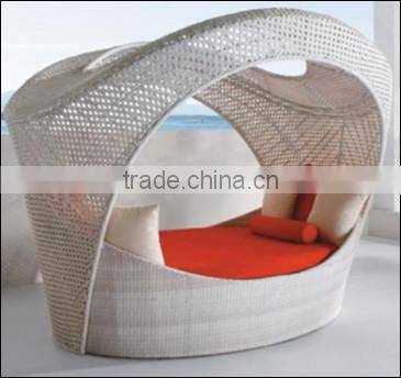 Foshan factory price Best quality indoor furniture rattan daybed with cushion