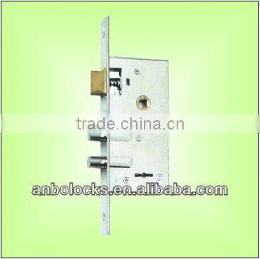 truck body door lock