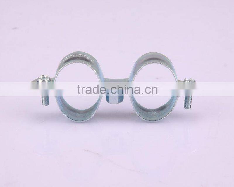 Twin pipe clamp without rubber