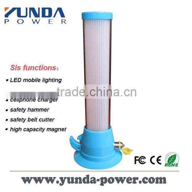 Newest Product 3 in 1 Multifunction Universal Portable Power Bank with LED Safety Hammer Function 5200mAH