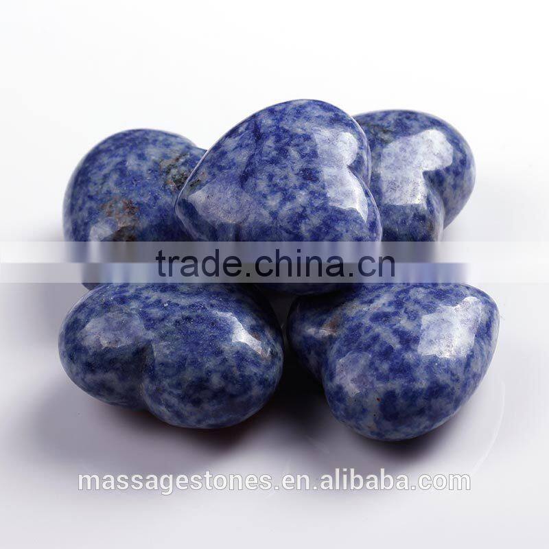 Beautiful Heart Shaped Man-made Turquoise Gemstone as Gift