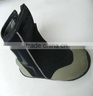 Scuba diving boots keep warm fishermen shoes for men and women