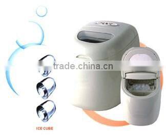 Compact Portable Silver Ice Maker Countertop Ice Cube Maker Machine