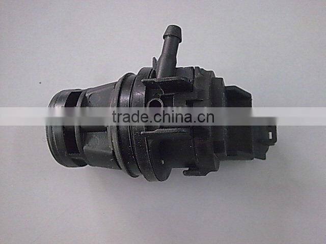 LEXUS IS250 IS350 IS250C WINDSHIELD WASHER PUMP MOTOR 85330-21010