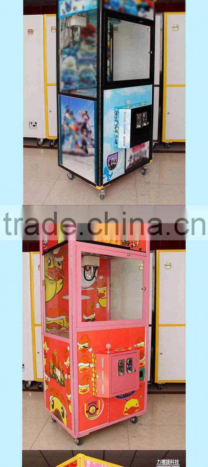 New arrival coin pusher toy gift crane machine candy vending game machine for amusement park