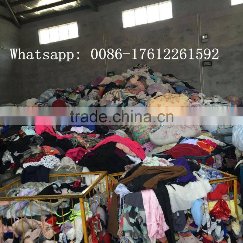 wholesale cream used clothes in China