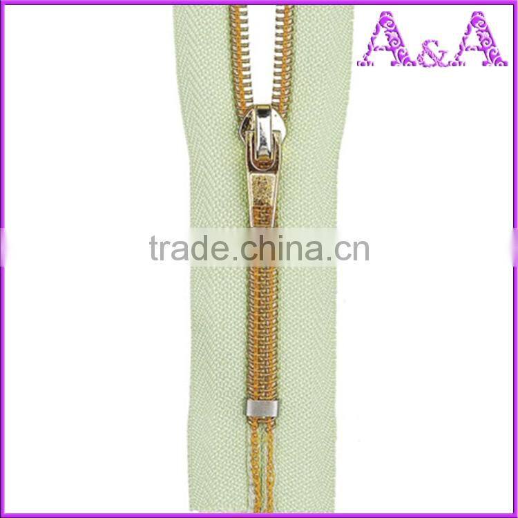 directly china factory long chain nylon zipper rolls 3# 5# 7# 8# 10# zipper roll in factory cheap price