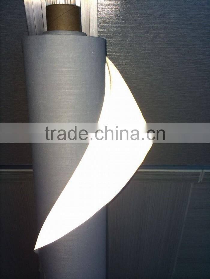 China soft printed not stretch reflective nylon fabric for windbreaker