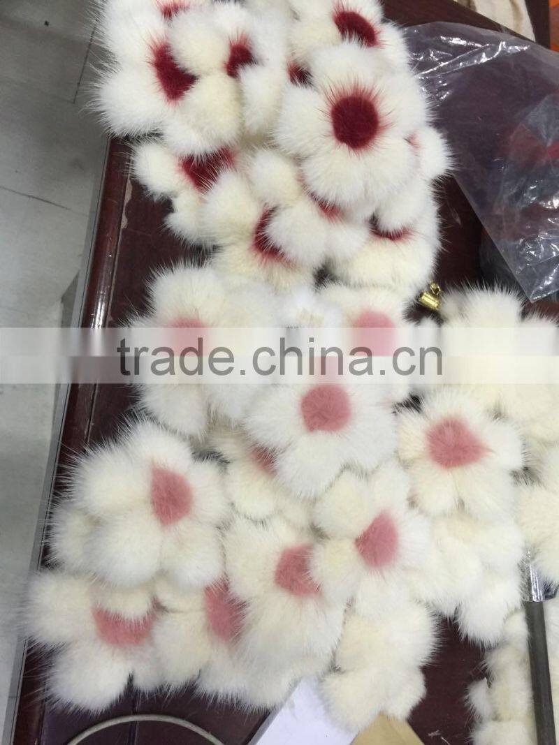 YR836 Women Fashion Fur Accessory Genuine Mink Fur Flower