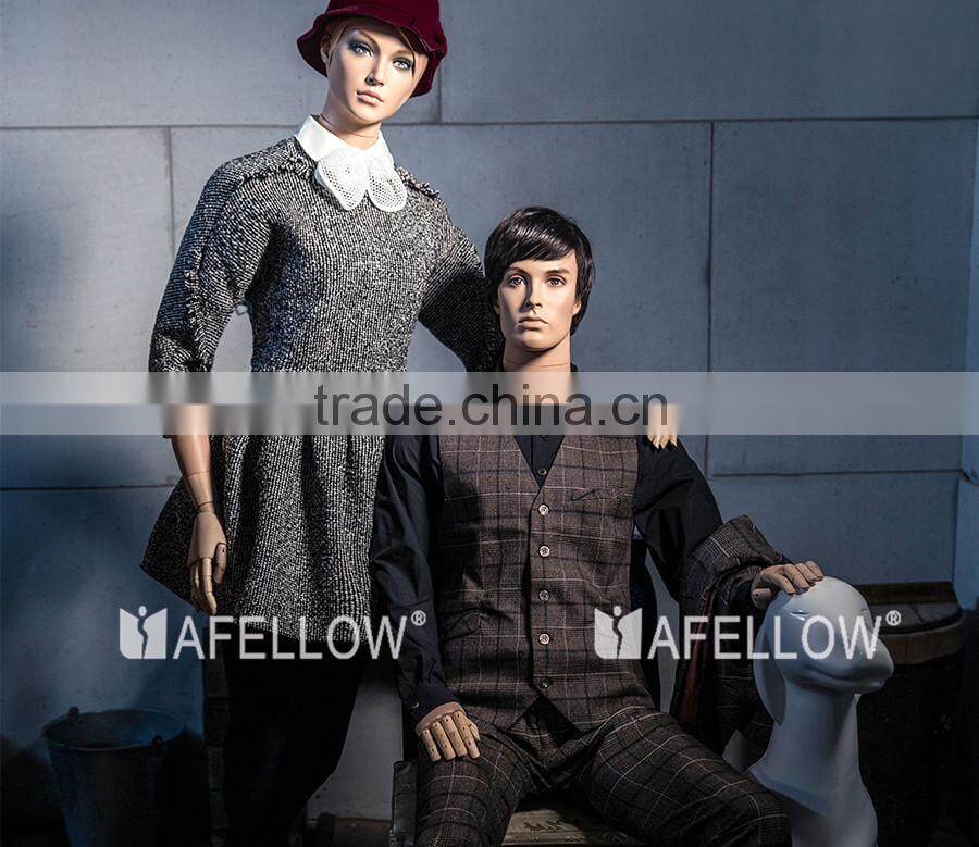 Realistic female fiberglass movable mannequins for show clothing