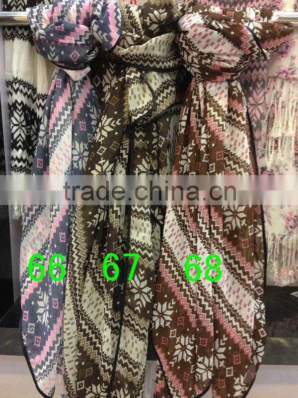 SQ023 muslim scarf embroidery scarf square scarf