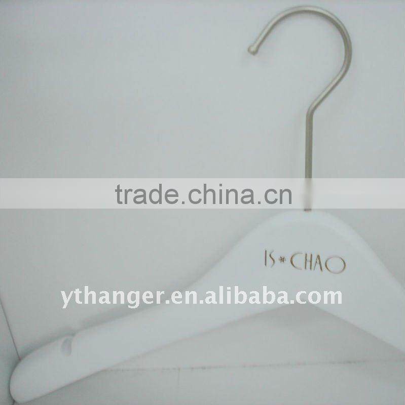 pure white wooden hanger for leisure clothes