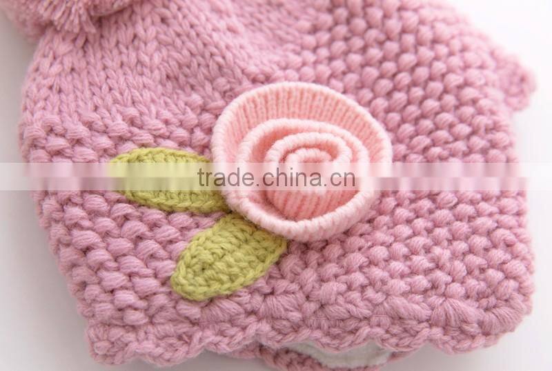 New design best quality baby girl knitted puffball winter hat