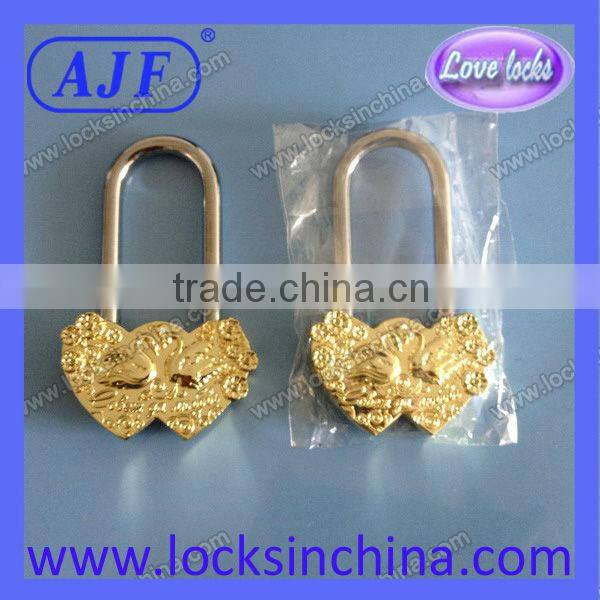 AJF Russian Style Love Heart Padlock with swans for Wedding or Valentine's Day