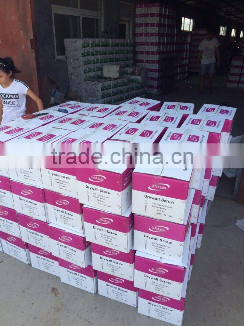 Phosphated Self drilling screw with wings for fiber board and light steel