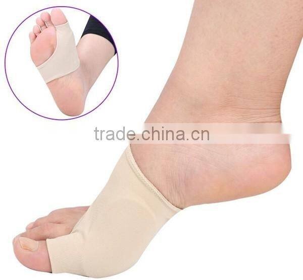 Medical silicone gel toe protector hallux valgus bunion toe separator